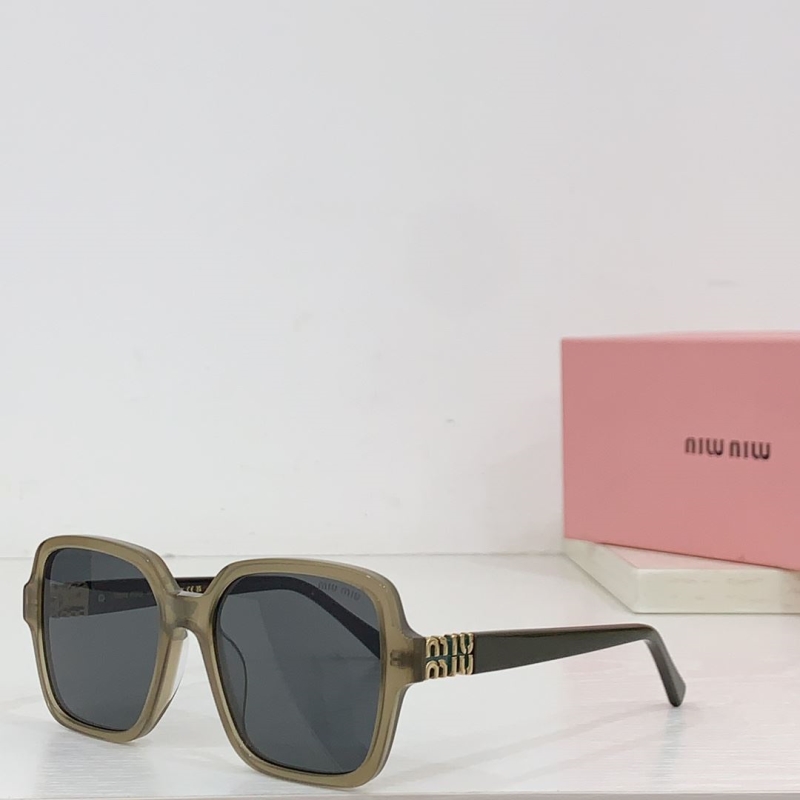 Miu miu Sunglasses